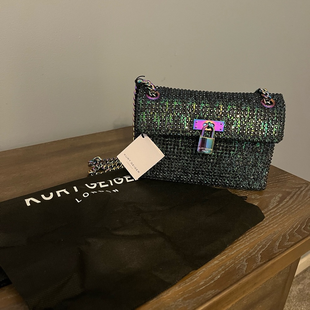 Kurt Geiger Silver Shoulder Bag with Chain Strap - Picture 5 of 8